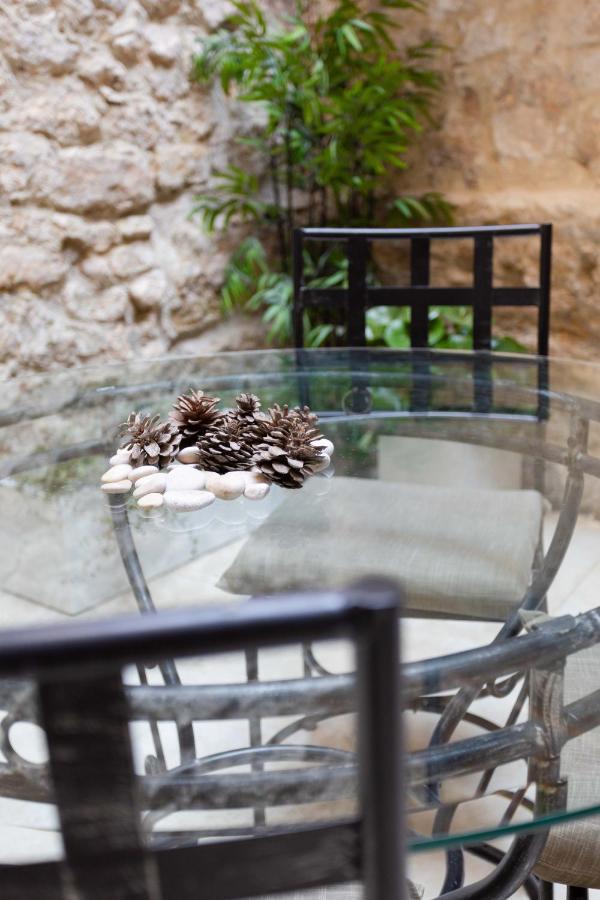 Apartment Jardin Secret Terrasse Panier Vieux-port Marseilles
